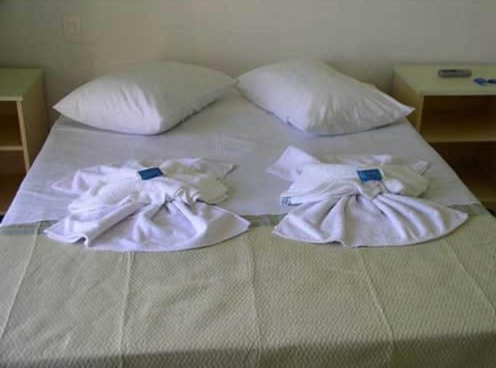 Hotel Pousada Mineirinho Balneário Praia do Leste Værelse billede