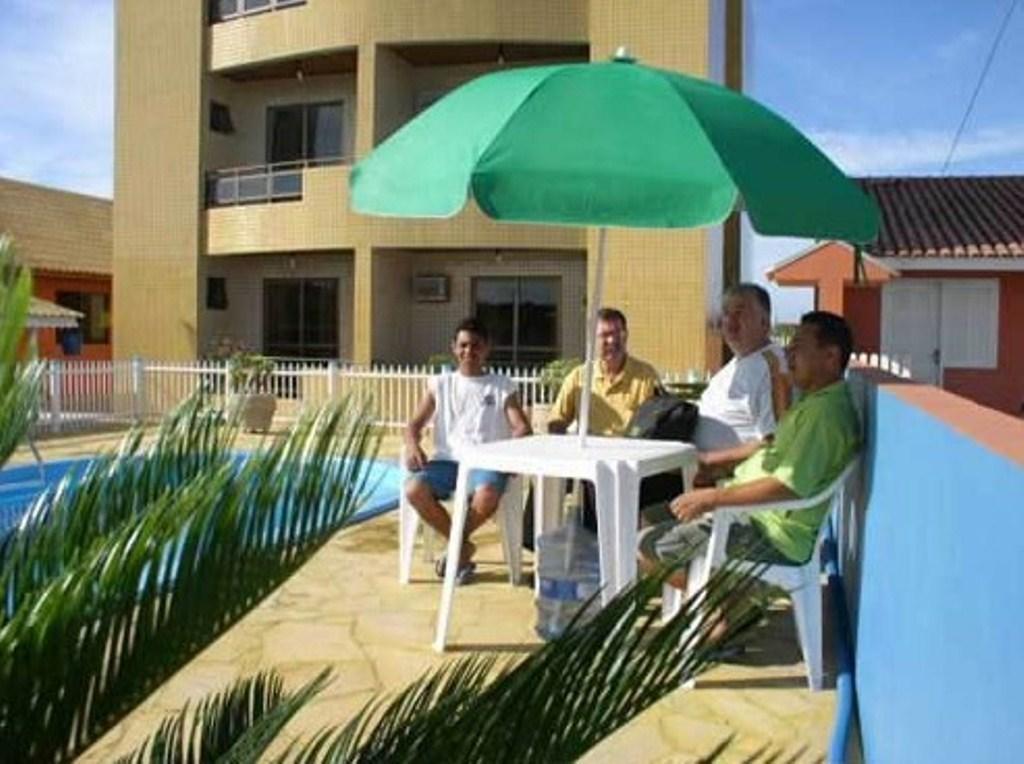 Hotel Pousada Mineirinho Balneário Praia do Leste Eksteriør billede